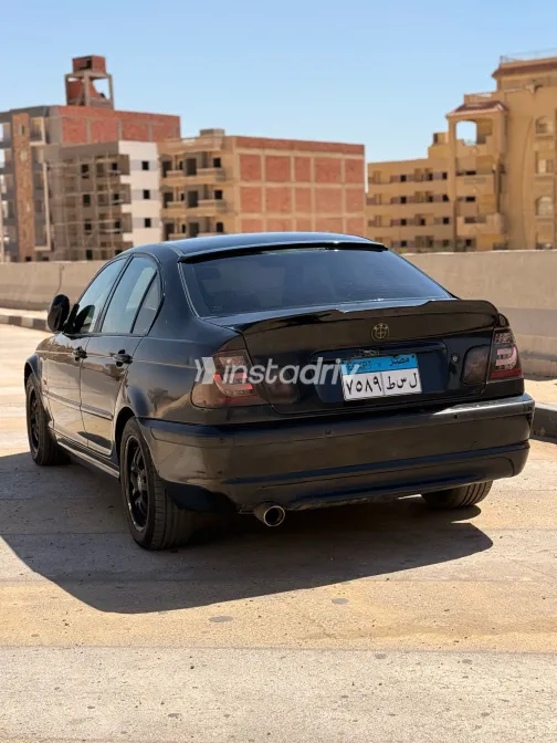 بي ام دبليو 318 2002 أبيض مستعملة للبيع - 10