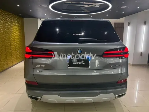 BMW X5 2025 Silver Used for Sale - 4