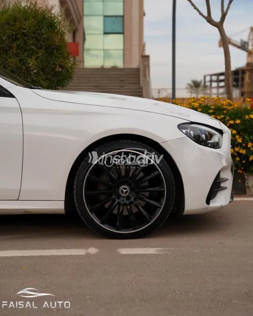 Mercedes E 200 2021 White Used for Sale - 3