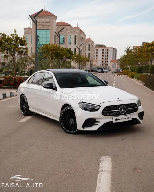 Mercedes E 200 2021 White Used for Sale - 4