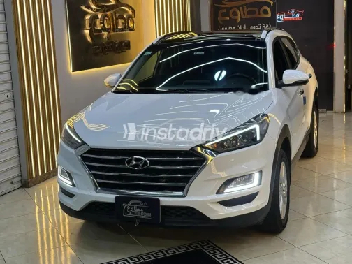 Hyundai Tucson GDI 2020 White Used for Sale - 3