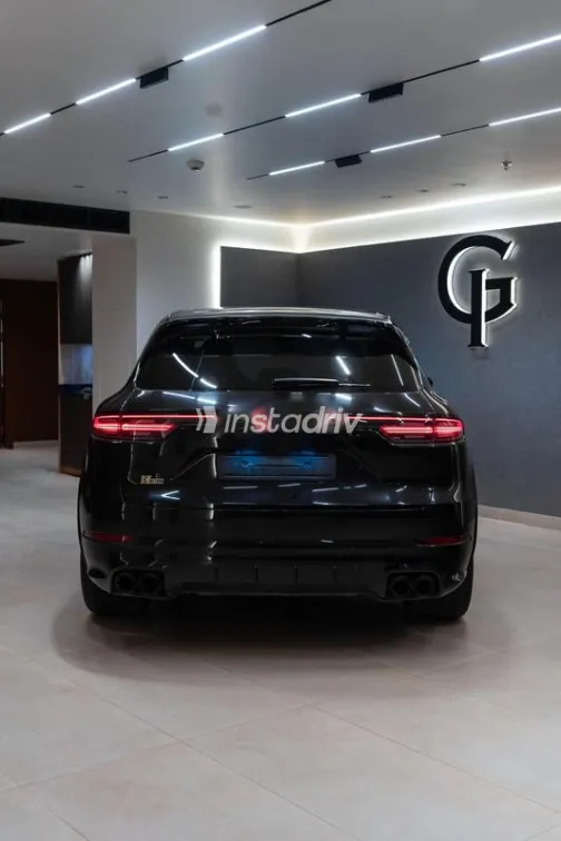 Porsche Cayenne S 2022 Black Used for Sale - 5