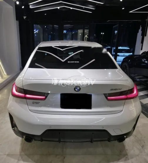 بي ام دبليو 320 2026 أبيض مستعملة للبيع - 3