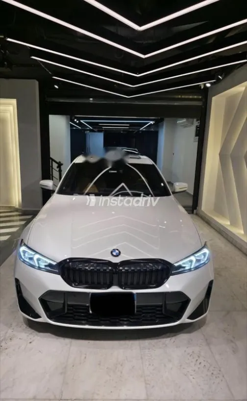 بي ام دبليو 320 2026 أبيض مستعملة للبيع - 5