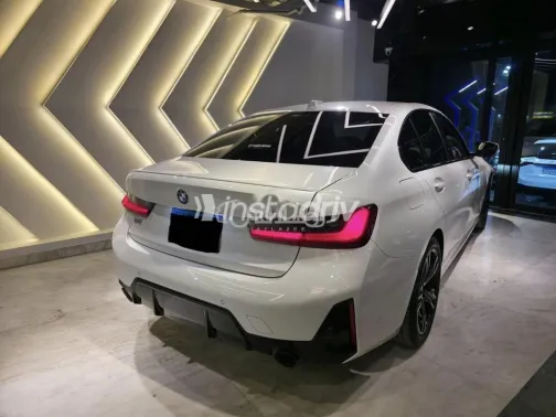 بي ام دبليو 320 2026 أبيض مستعملة للبيع - 6