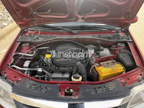 Renault Logan 2011 Red Used for Sale - 5