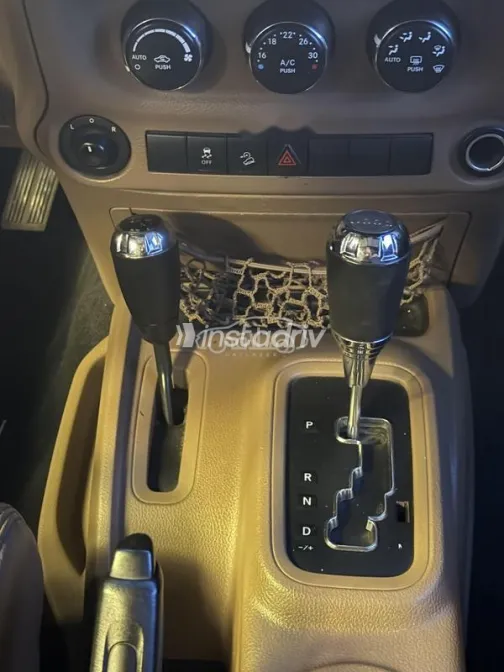 Jeep Wrangler 2016 Black Used for Sale - 10