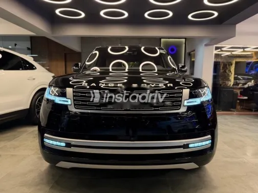 لاند روفر رنج روفر فوج 2023 أسود مستعملة للبيع - 3