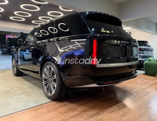 لاند روفر رنج روفر فوج 2023 أسود مستعملة للبيع - 4
