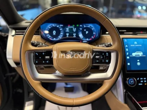 لاند روفر رنج روفر فوج 2023 أسود مستعملة للبيع - 8