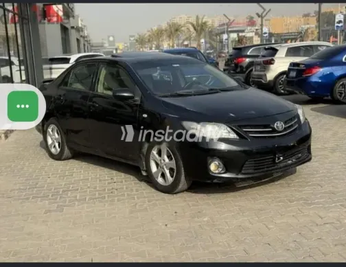 تويوتا كورولا 2011 أسود مستعملة للبيع - 2