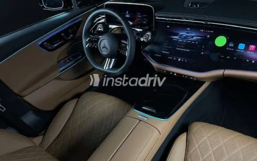 مرسيدس E 200 2024 أسود مستعملة للبيع - 4