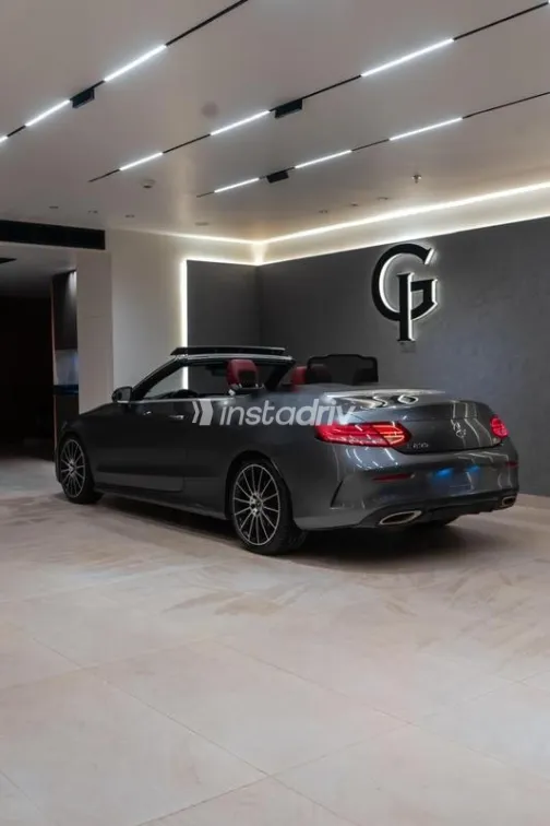 Mercedes C 200 2019 Gray Used for Sale - 4