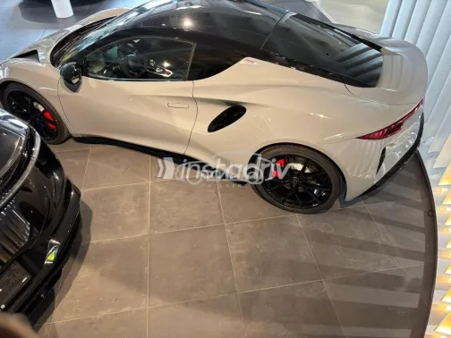 لوتس اميرا 2025 رمادي مستعملة للبيع - 5