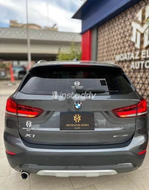 BMW X1 2020 Gray Used for Sale - 5