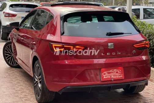 سيات ليون 2018 أحمر مستعملة للبيع - 2