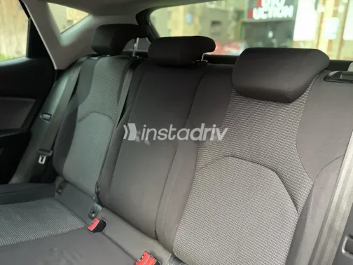 سيات ليون 2018 أحمر مستعملة للبيع - 5