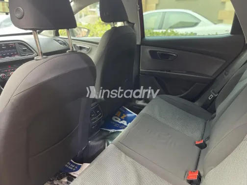 سيات ليون 2018 أحمر مستعملة للبيع - 10