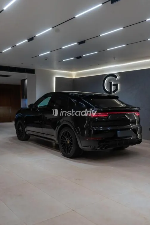 Porsche Cayenne S 2022 Black Used for Sale - 3