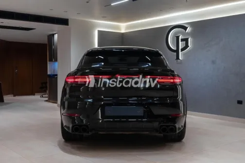 Porsche Cayenne S 2022 Black Used for Sale - 4