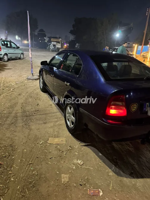 سكودا اوكتافيا A4 2003 أبيض مستعملة للبيع - 10