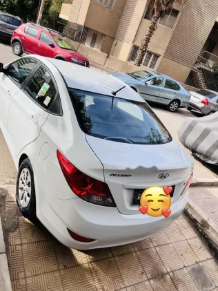 هيونداي اكسنت RB 2017 أبيض مستعملة للبيع