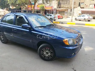 هيونداي فيرنا 2008 أزرق مستعملة للبيع