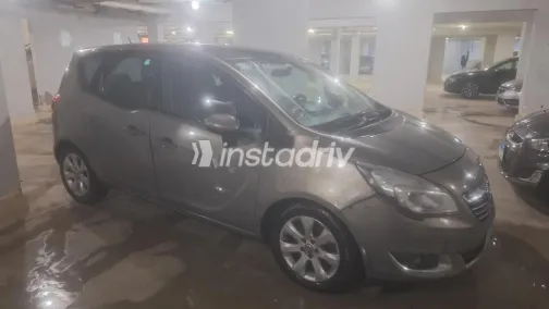 اوبل ميريفا 2016 ذهبي مستعملة للبيع - 4