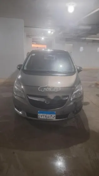 اوبل ميريفا 2016 ذهبي مستعملة للبيع