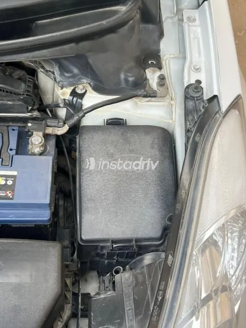 هيونداي افانتي 2012 أبيض مستعملة للبيع - 5