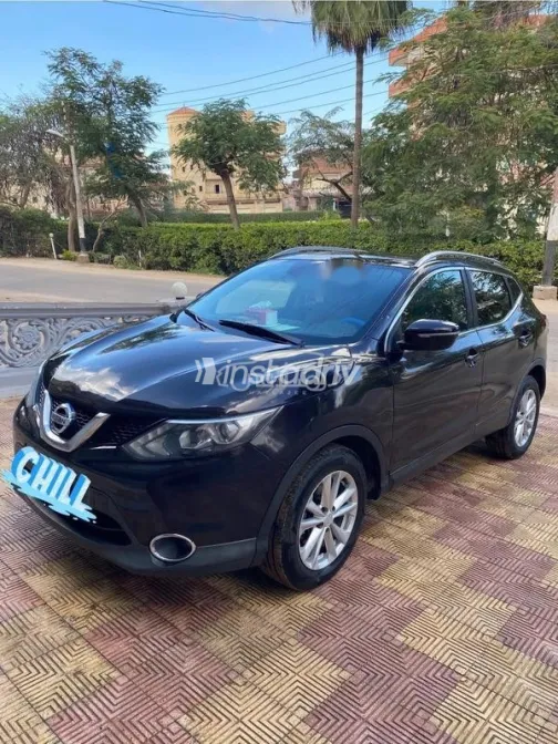 نيسان قشقاي 2017 أبيض مستعملة للبيع - 1