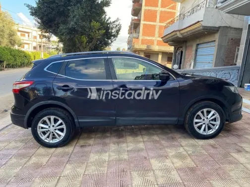 نيسان قشقاي 2017 أبيض مستعملة للبيع - 10