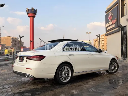 Mercedes E 300 2021 White Used for Sale - 5