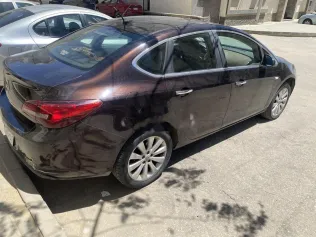 اوبل أسترا 2013 موكا مستعملة للبيع