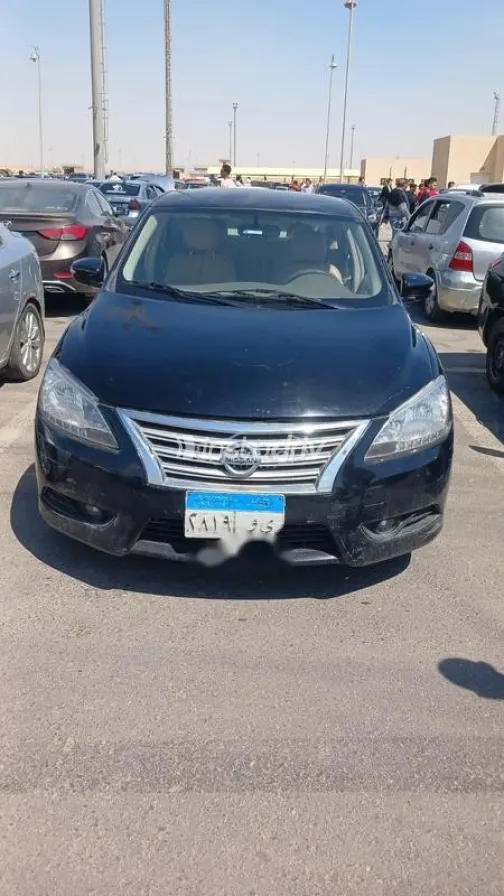 نيسان سنترا 2018 أبيض مستعملة للبيع - 1