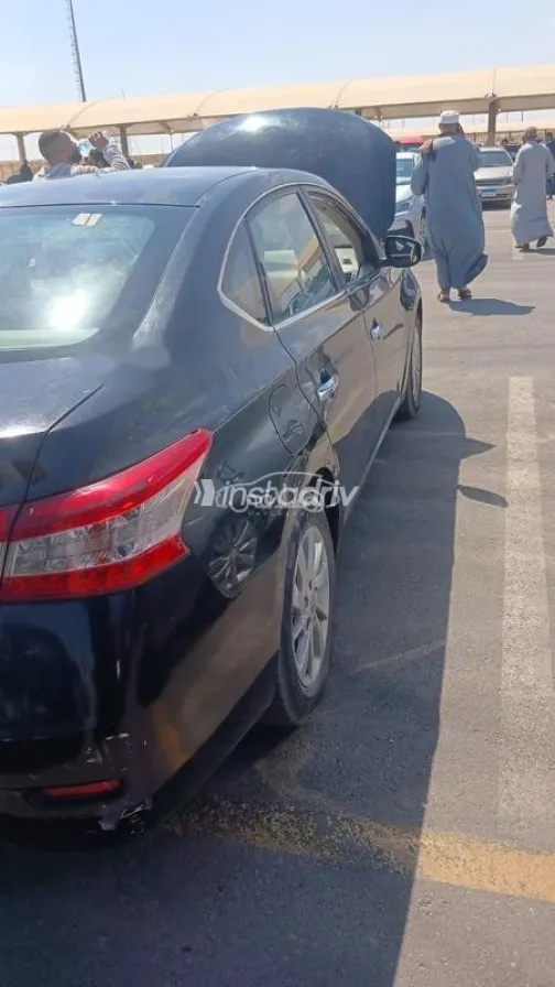 نيسان سنترا 2018 أبيض مستعملة للبيع - 4