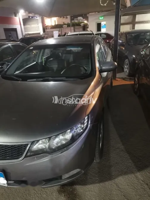 كيا سيراتو 2013 رمادي مستعملة للبيع - 3