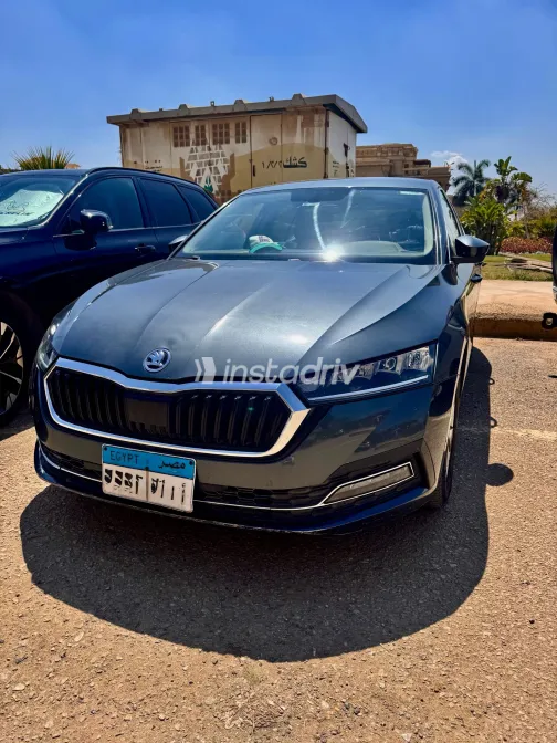 سكودا اوكتافيا 2021 أبيض مستعملة للبيع - 3