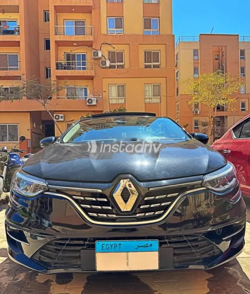 رينو ميجان 2023 أبيض مستعملة للبيع - 2