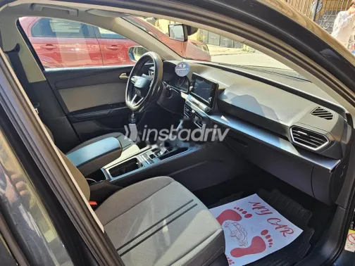 سيات ليون 2021 أبيض مستعملة للبيع - 8