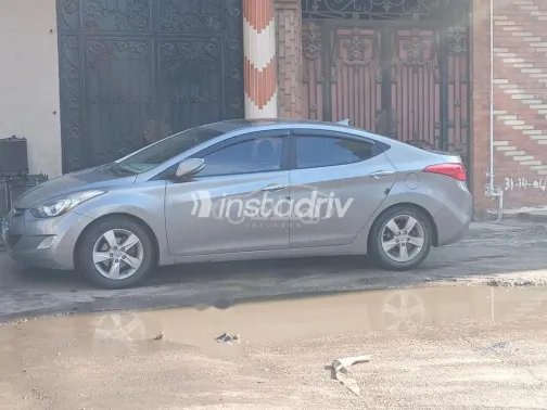 Hyundai Avante 2012 Petroleum Used for Sale - 2