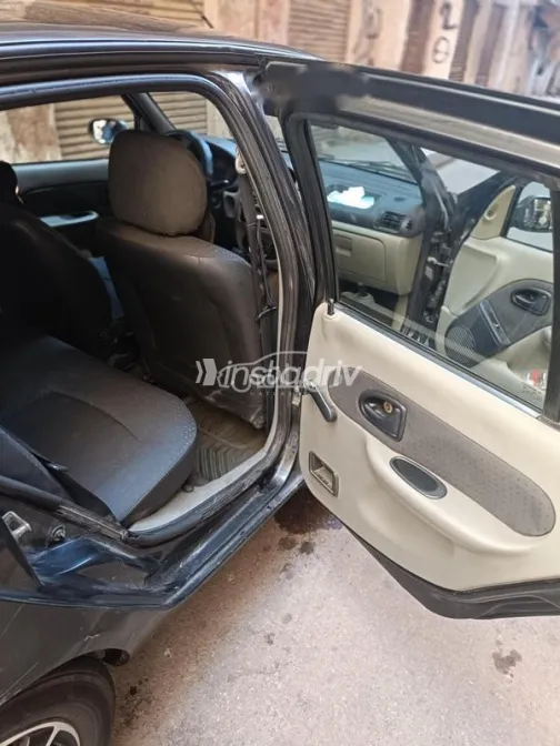 Renault Clio 2006 Black Used for Sale - 6