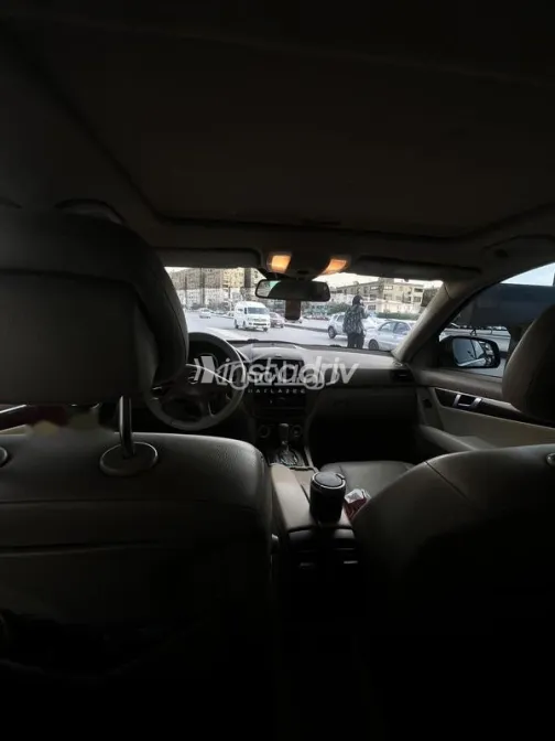 مرسيدس C 200 2008 أسود مستعملة للبيع - 7