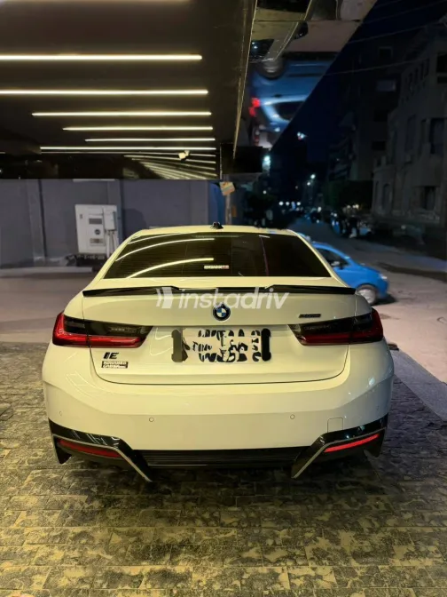 بي ام دبليو I3 2024 أبيض مستعملة للبيع - 2