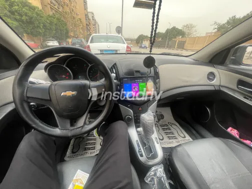 شيفروليه كروز 2017 أبيض مستعملة للبيع - 3