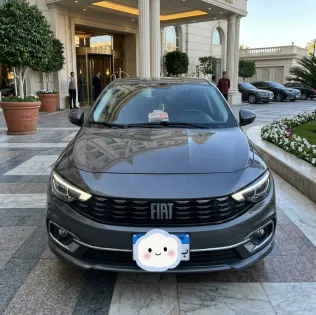 فيات تيبو 2025 أبيض مستعملة للبيع