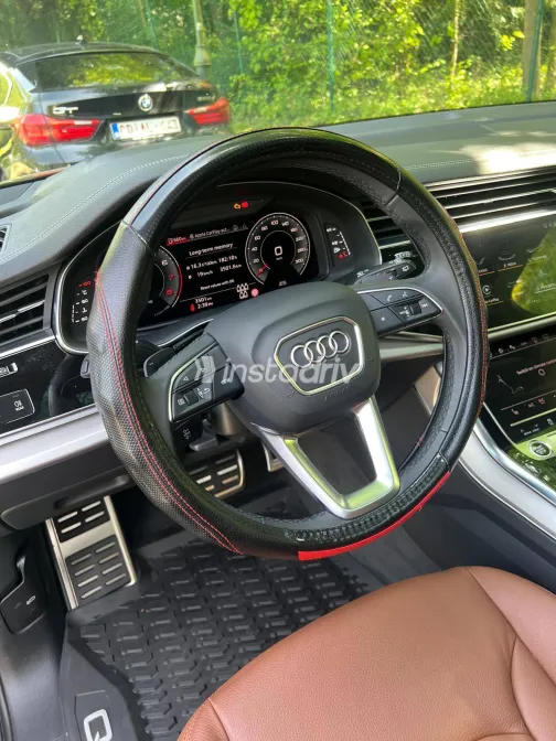 Audi Q7 2023 White Used for Sale - 4