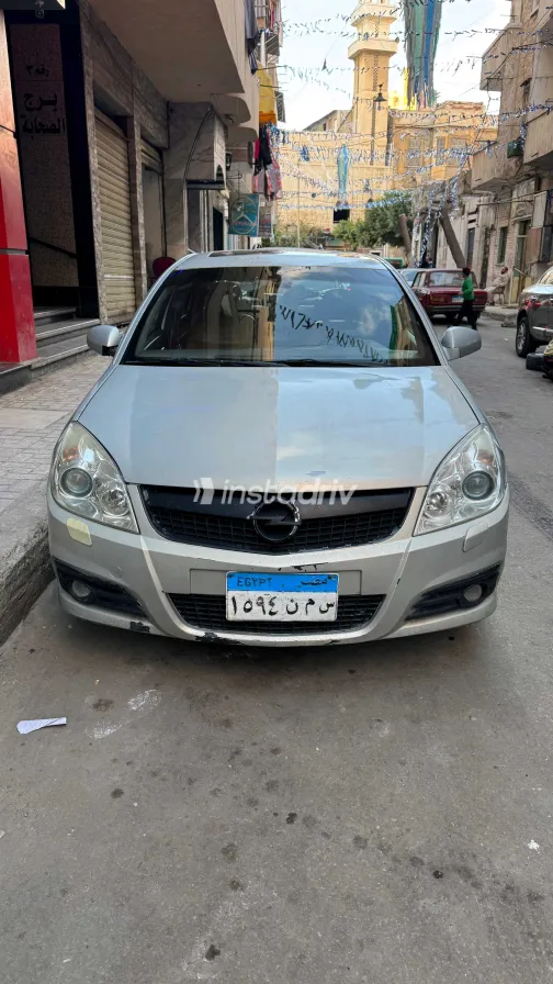 Opel Vectra 2008 White Used for Sale - 1