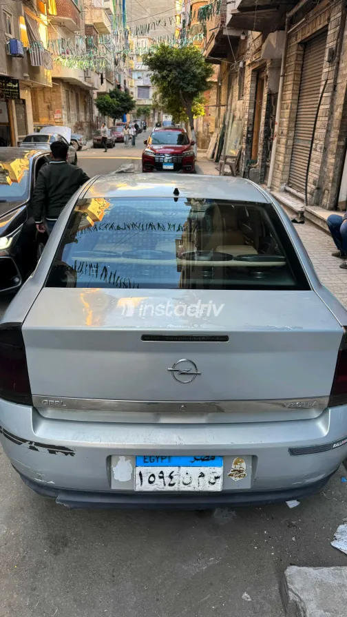 Opel Vectra 2008 White Used for Sale - 4