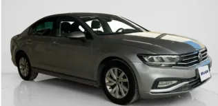 فولكس فاغن باسات 2021 أبيض مستعملة للبيع